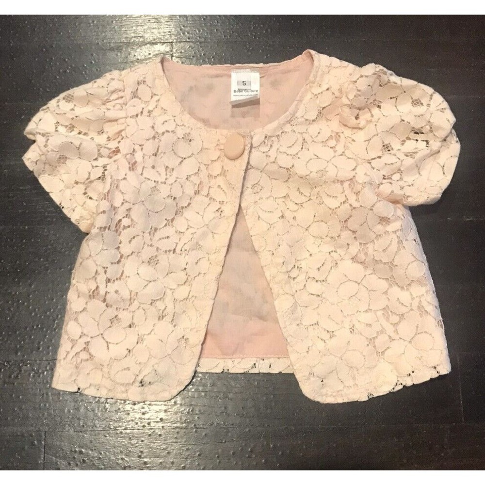 Bebe Girls Pink Floral Lace Shawl Jacket Size 5 Lined Lightweight Short Sleeve